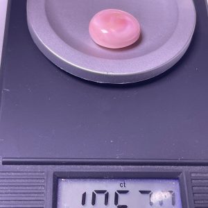 10,5ct Natural Conch Pearl, light pink, Button: Flattened shape