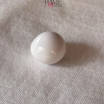 10- 29.1ct Natural Conch Pearl, white color and round shape with cracked