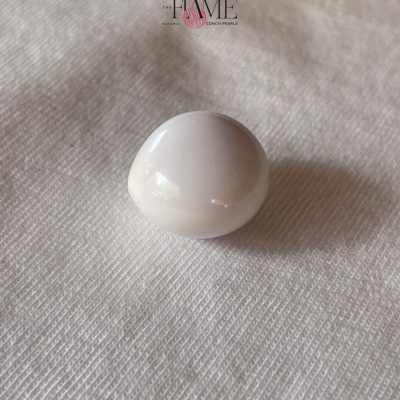 7- 29.1ct Natural Conch Pearl, white color and round shape with cracked